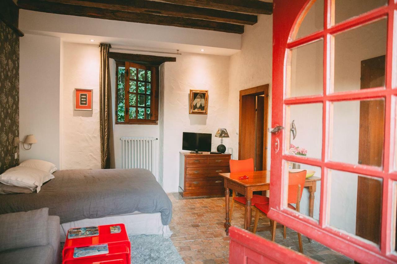 Manoir De La Groye Saint-Saturnin-sur-Loire Exterior foto